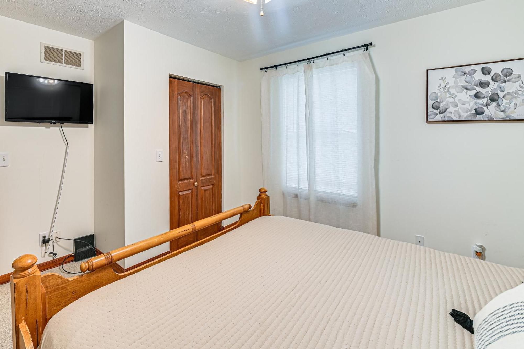 Williamstown Gem With Private Pool And Hot Tub! Villa Luaran gambar